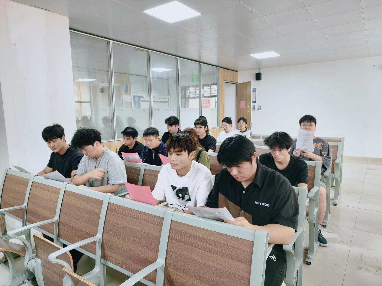 明白卡发放2.jpg